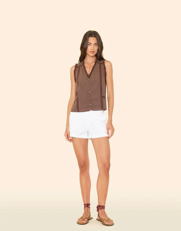 Xirena Twill Shorts By Lea Meylan