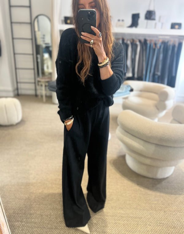 Harris Wharf Superfine Merino Flared Pants Black