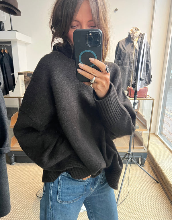 Soeur William Pullover