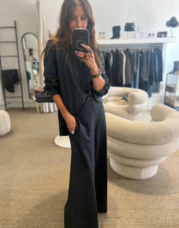 Harris Wharf Oversized Shirt Superfine Merino Anthracite